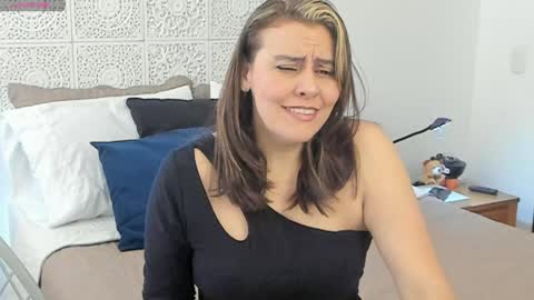 Victoria online show from 12-06-24, 05:55