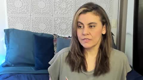 Victoria online show from 01-30-25, 05:49