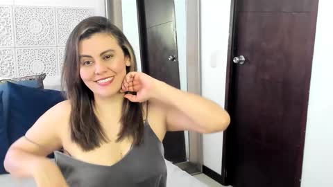 Victoria online show from 02-22-25, 06:08