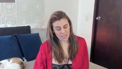 Snapshot of maxzy_star chatting on 12-18-25, 05:08 Victoria online show from 12-18-25, 05:08