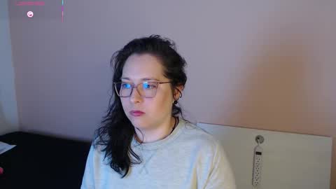 Snapshot of may_bloom chatting on 02-03-26, 12:42 May online show from 02-03-26, 12:42