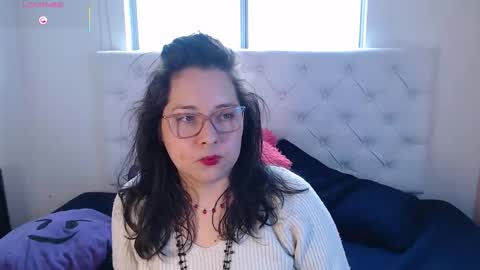 Snapshot of may_bloom chatting on 03-04-26, 08:04 May online show from 03-04-26, 08:04