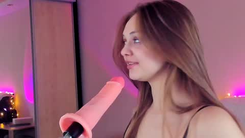 May Flower online show from 01-24-25, 02:51