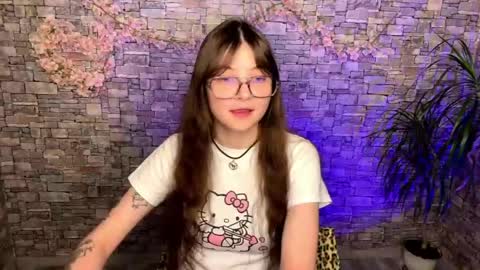 Snapshot of may_rollins chatting on 05-26-26, 02:24 may online show from 05-26-26, 02:24