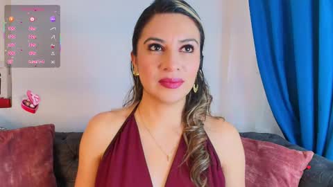 Snapshot of may_wood chatting on 11-28-25, 12:08 may_wood online show from 11-28-25, 12:08