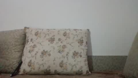 maya0087 online show from 10-10-25, 09:03