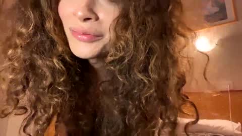 Snapshot of maya632713 chatting on 12-17-24, 09:38 Maya transgirl online show from 12-17-24, 09:38