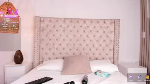 Maya online show from 10-27-25, 03:43