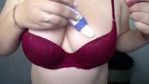 maya dollce online show from 07-17-26, 03:57