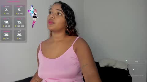 Snapshot of maya_graham_ chatting on 11-23-25, 09:53 Maya online show from 11-23-25, 09:53