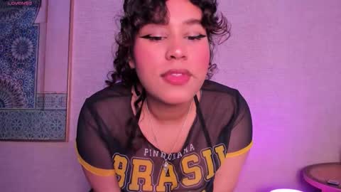 Snapshot of maya_house chatting on 10-31-25, 04:02 maya_house online show from 10-31-25, 04:02