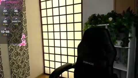 Snapshot of maya_light chatting on 02-15-25, 04:47 Maya online show from 02-15-25, 04:47