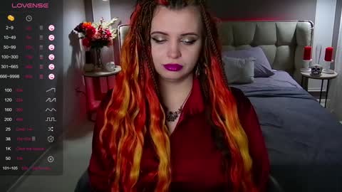 Snapshot of maya_mils chatting on 01-26-25, 01:09 Maya Mils online show from 01-26-25, 01:09