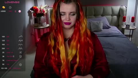 Snapshot of maya_mils chatting on 01-26-25, 04:20 Maya Mils online show from 01-26-25, 04:20