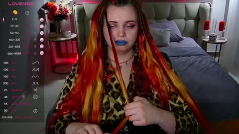 Snapshot of maya_mils chatting on 01-29-25, 07:46 Maya Mils online show from 01-29-25, 07:46