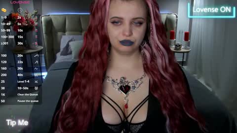 Snapshot of maya_mils chatting on 03-01-25, 01:11 Maya Mils online show from 03-01-25, 01:11