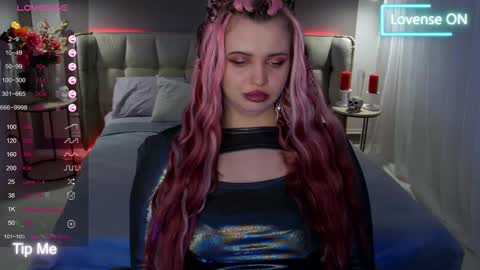 Snapshot of maya_mils chatting on 03-12-25, 04:08 Maya Mils online show from 03-12-25, 04:08