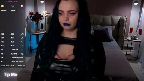 Snapshot of maya_mils chatting on 10-04-25, 01:25 Maya Mils online show from 10-04-25, 01:25