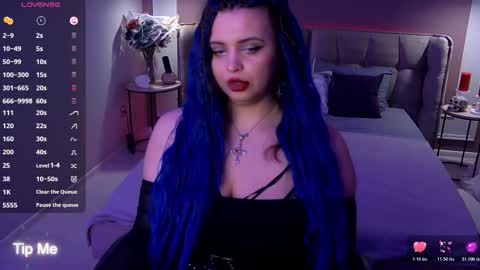 Snapshot of maya_mils chatting on 11-24-25, 01:05 Maya Mils online show from 11-24-25, 01:05