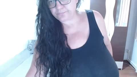 Maya online show from 09-17-25, 09:33