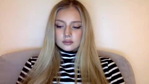 Snapshot of mayaflirt chatting on 02-13-26, 02:35 mayaflirt online show from 02-13-26, 02:35