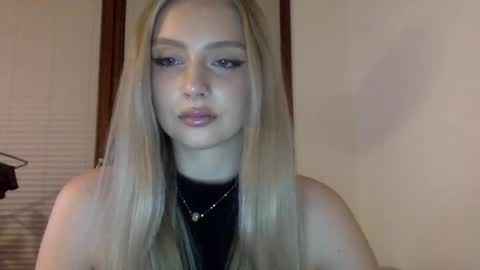 Snapshot of mayaflirt chatting on 03-09-26, 08:57 mayaflirt online show from 03-09-26, 08:57