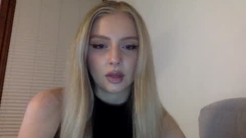 Snapshot of mayaflirt chatting on 03-12-26, 08:48 mayaflirt online show from 03-12-26, 08:48