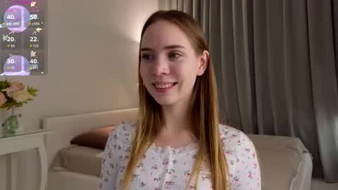 Snapshot of mayagreet chatting on 11-21-25, 09:13 My name is Kara online show from 11-21-25, 09:13