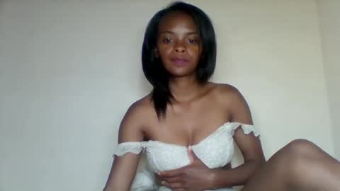 Snapshot of mayalabelle chatting on 11-02-25, 09:11 mayalabelle online show from 11-02-25, 09:11