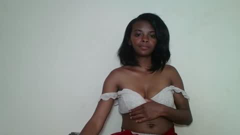 Snapshot of mayalabelle chatting on 11-23-25, 06:30 mayalabelle online show from 11-23-25, 06:30