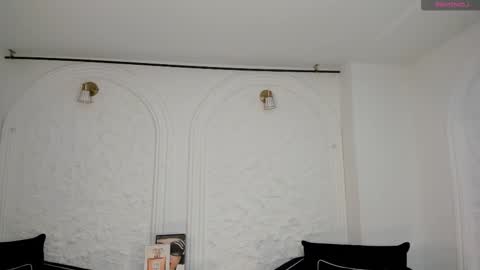 Maya online show from 02-15-26, 04:09