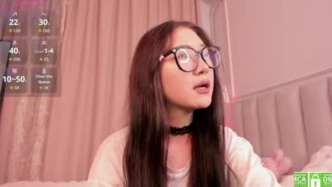 Erina online show from 04-18-26, 08:07