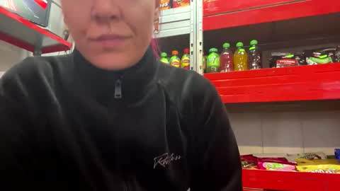 Snapshot of mayaweissx chatting on 11-04-25, 04:55 MayaWeissX online show from 11-04-25, 04:55