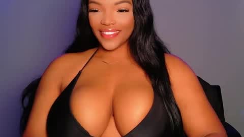 Snapshot of maybabi chatting on 05-16-26, 11:09 MayBabi online show from 05-16-26, 11:09