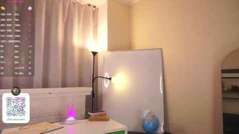 Snapshot of maybellebyone chatting on 05-04-26, 04:14 Milina online show from 05-04-26, 04:14