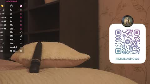 Snapshot of maybellebyone chatting on 05-19-26, 01:56 Milina online show from 05-19-26, 01:56