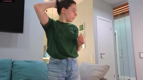 My name Casey  online show from 09-30-25, 04:06