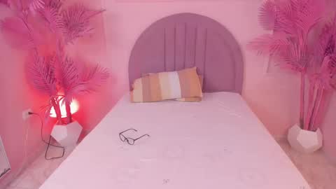 mayevanss online show from 10-01-25, 03:45