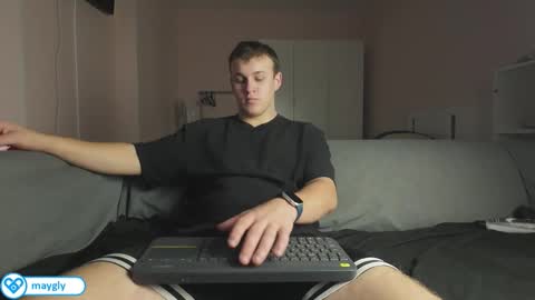 Slava and Alextatto online show from 10-18-25, 02:40