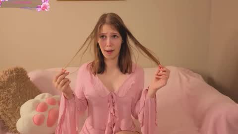 Snapshot of maygoodsell chatting on 09-11-25, 06:30 Ann online show from 09-11-25, 06:30