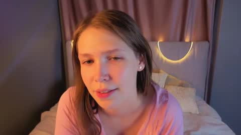 Snapshot of maygoodsell chatting on 09-16-25, 06:42 Ann online show from 09-16-25, 06:42