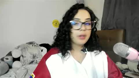 Snapshot of mayho_licett chatting on 05-24-26, 03:11 mayho online show from 05-24-26, 03:11