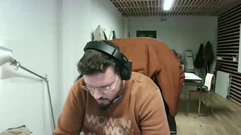 Snapshot of maythe4bwu chatting on 01-27-25, 02:24 maythe4bwu online show from 01-27-25, 02:24