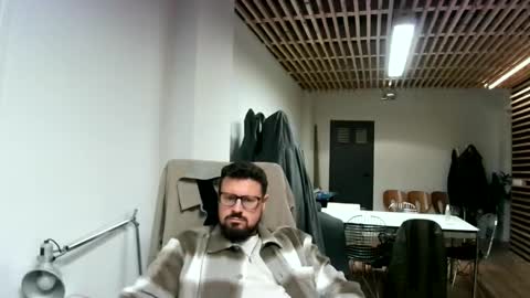 Snapshot of maythe4bwu chatting on 10-23-25, 11:14 maythe4bwu online show from 10-23-25, 11:14