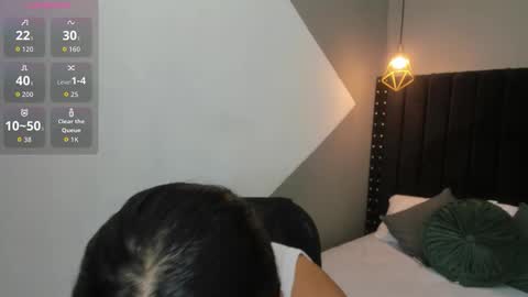 Mayu KIm online show from 11-20-25, 11:10