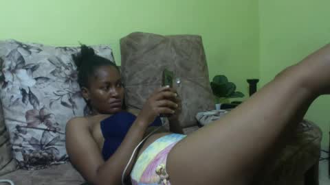 Snapshot of mayumi02 chatting on 03-04-25, 02:06 mayumi02 online show from 03-04-25, 02:06