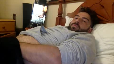 mazl0w online show from 12-14-25, 03:17