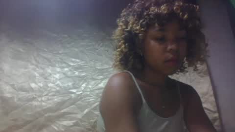 mbotyfeliciaa online show from 11-28-25, 07:00