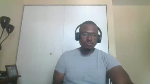 Snapshot of mbsupreme chatting on 09-19-25, 06:19 Mark online show from 09-19-25, 06:19