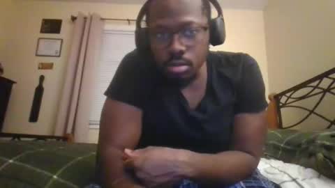 Snapshot of mbsupreme chatting on 11-11-25, 05:40 Mark online show from 11-11-25, 05:40